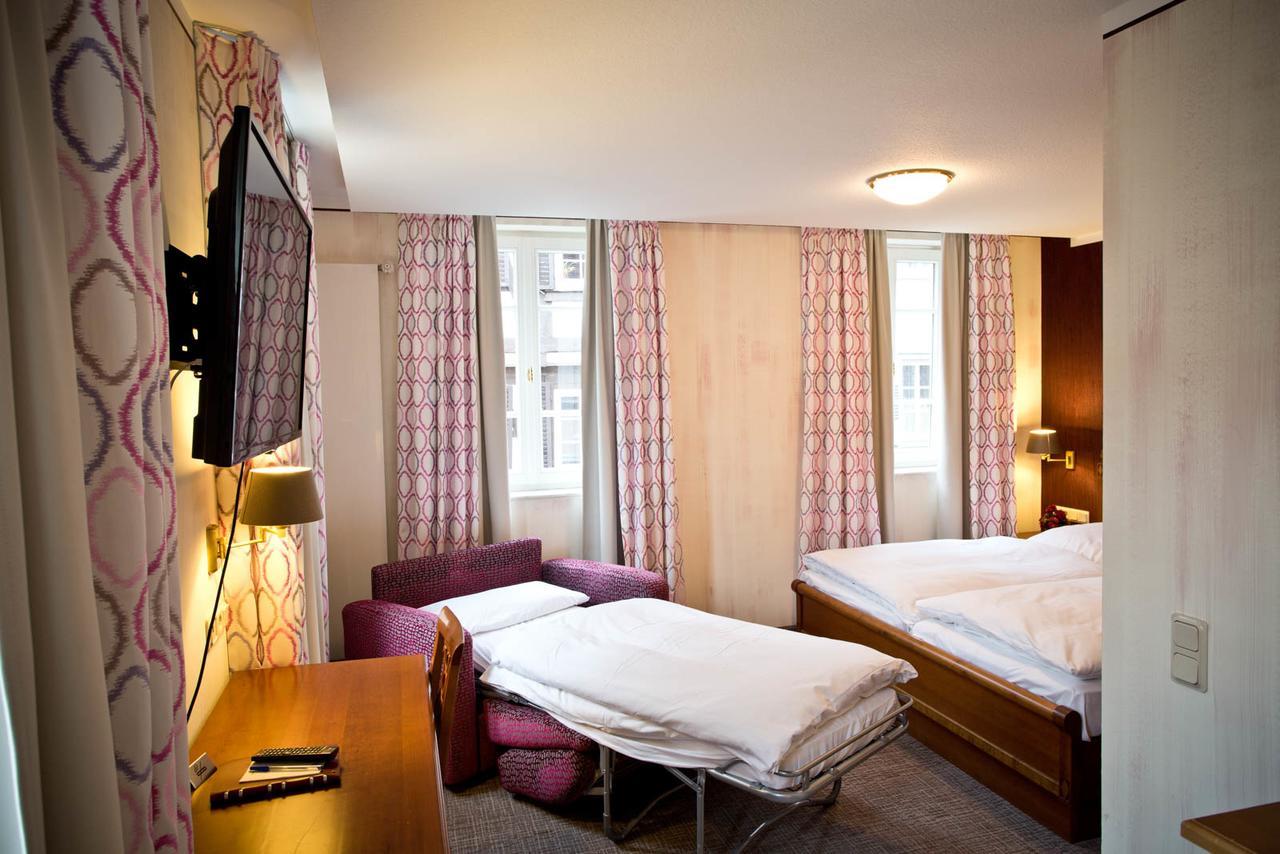 Hotel Karpfen エーバーバッハ エクステリア 写真