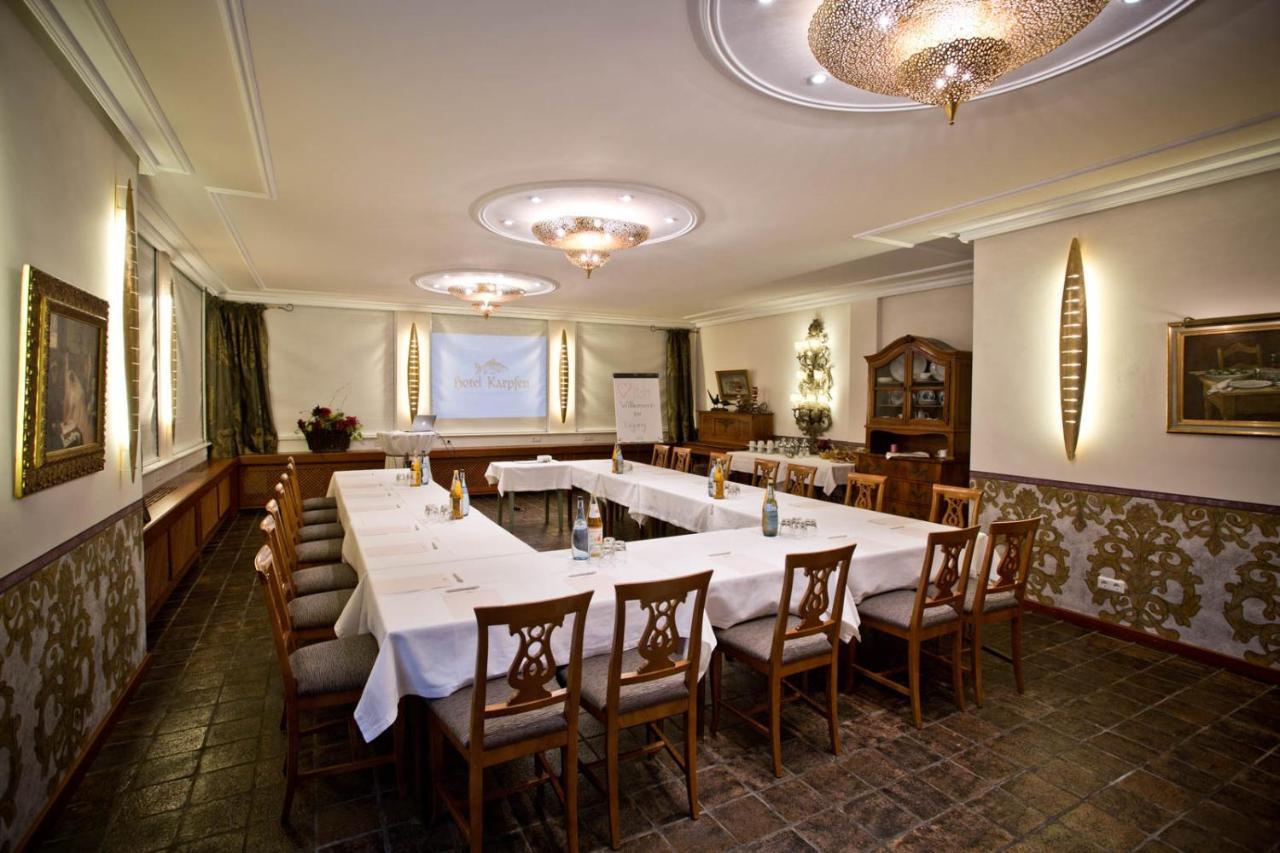 Hotel Karpfen エーバーバッハ エクステリア 写真