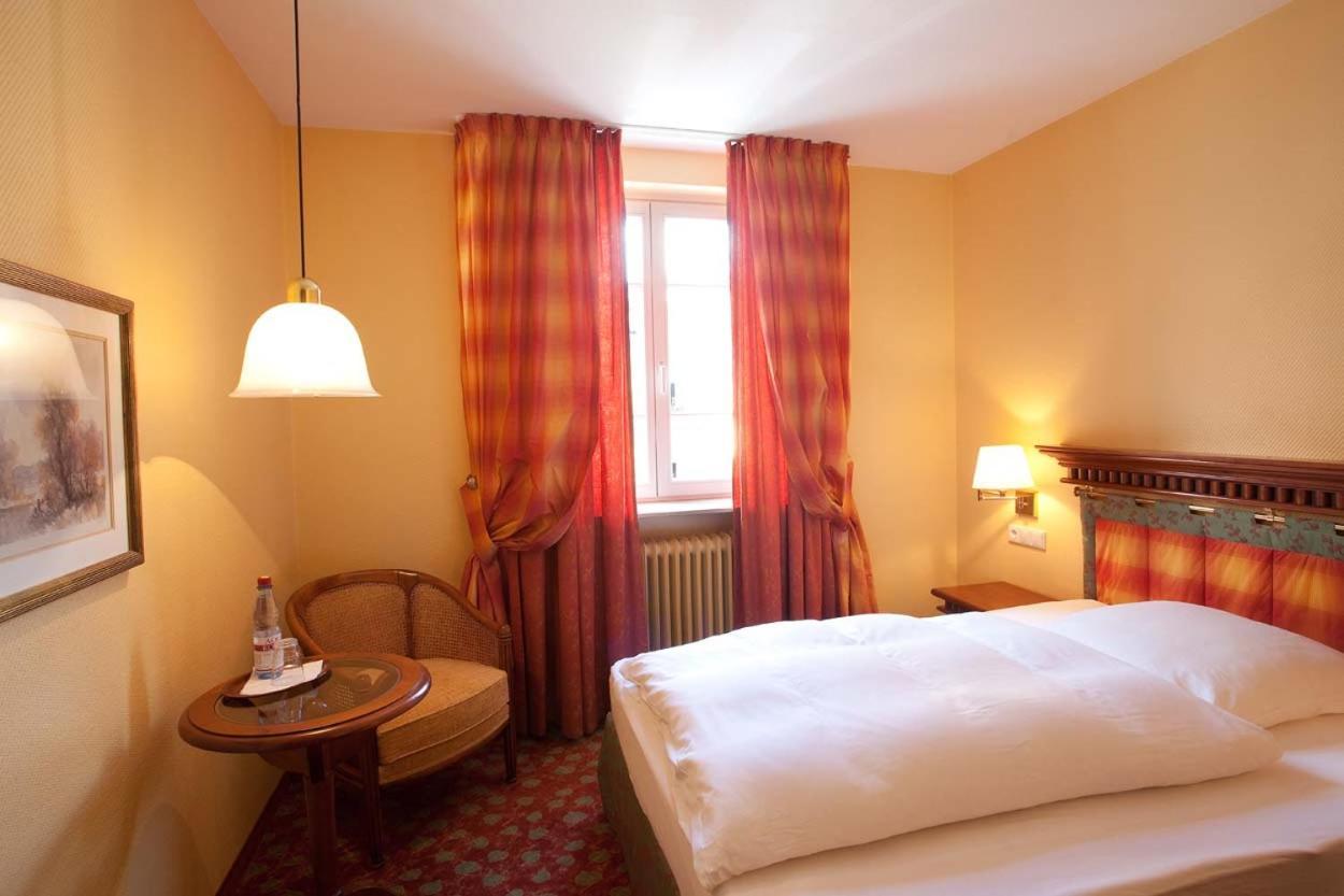 Hotel Karpfen エーバーバッハ エクステリア 写真